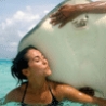 Cool Pictures - Swimming with Stingrays