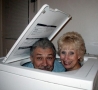 Funny Links - Couple in a Washing Machine
