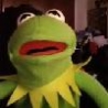 Funny Links - Kermit Watches 2 Girls 1 Cup
